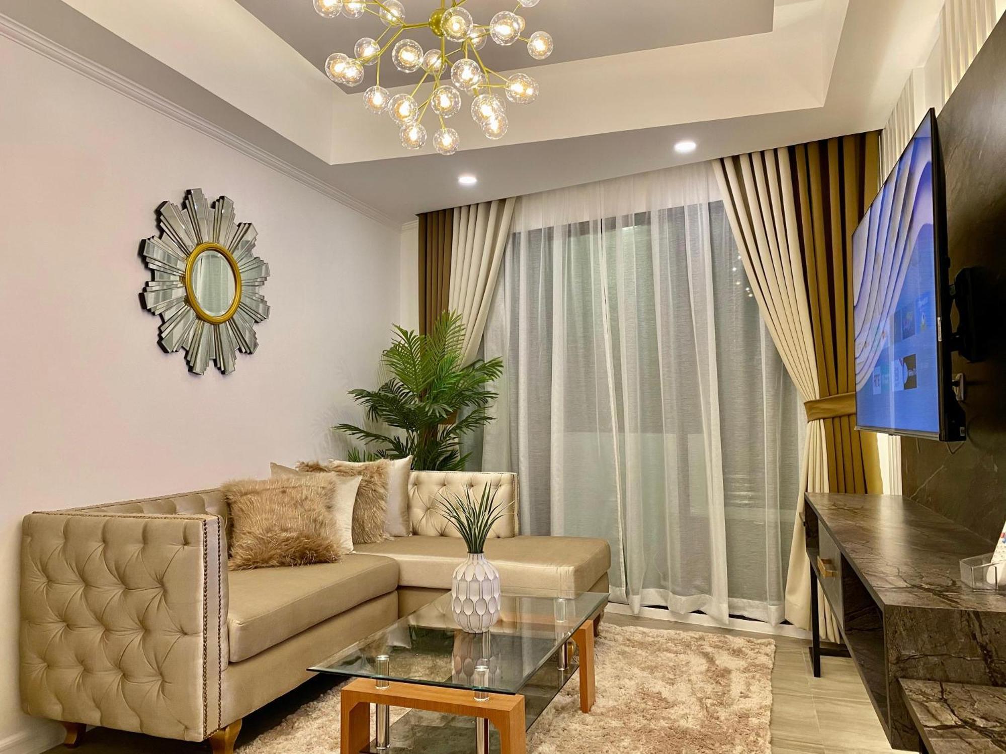 Апартаменти Makati Prime Luxury Маніла Екстер'єр фото